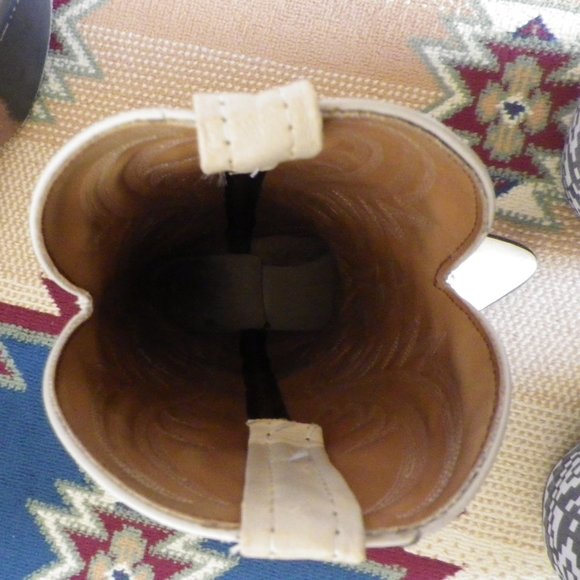 LIKE NEW VERY LITTLE WEAR ON THE SOLES - Men's cream ostrich skin western boots - Picture 4 of 7